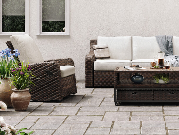 Raymour and flanigan store outlet patio furniture
