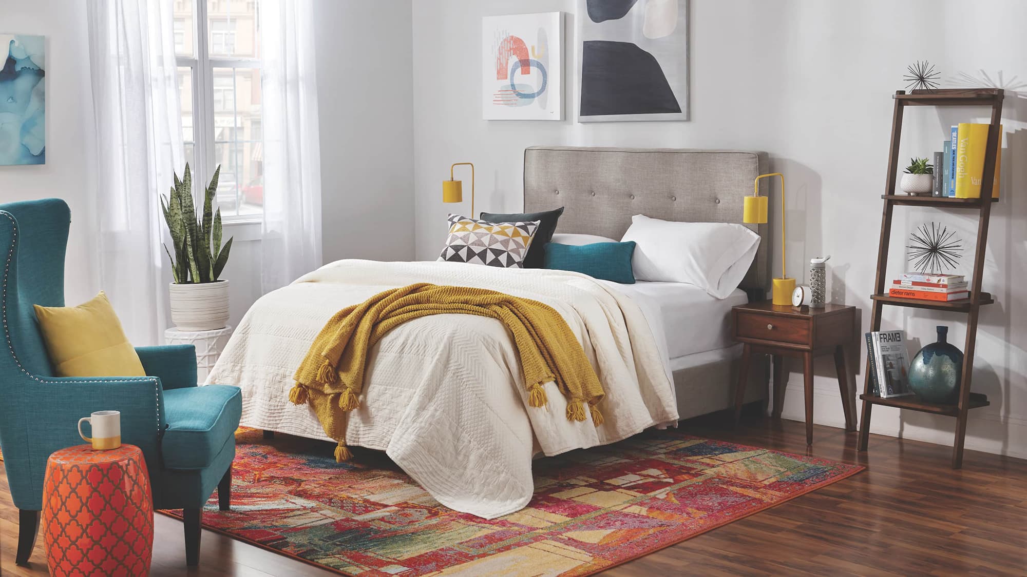 Nostalgia Trends Bedroom Hero